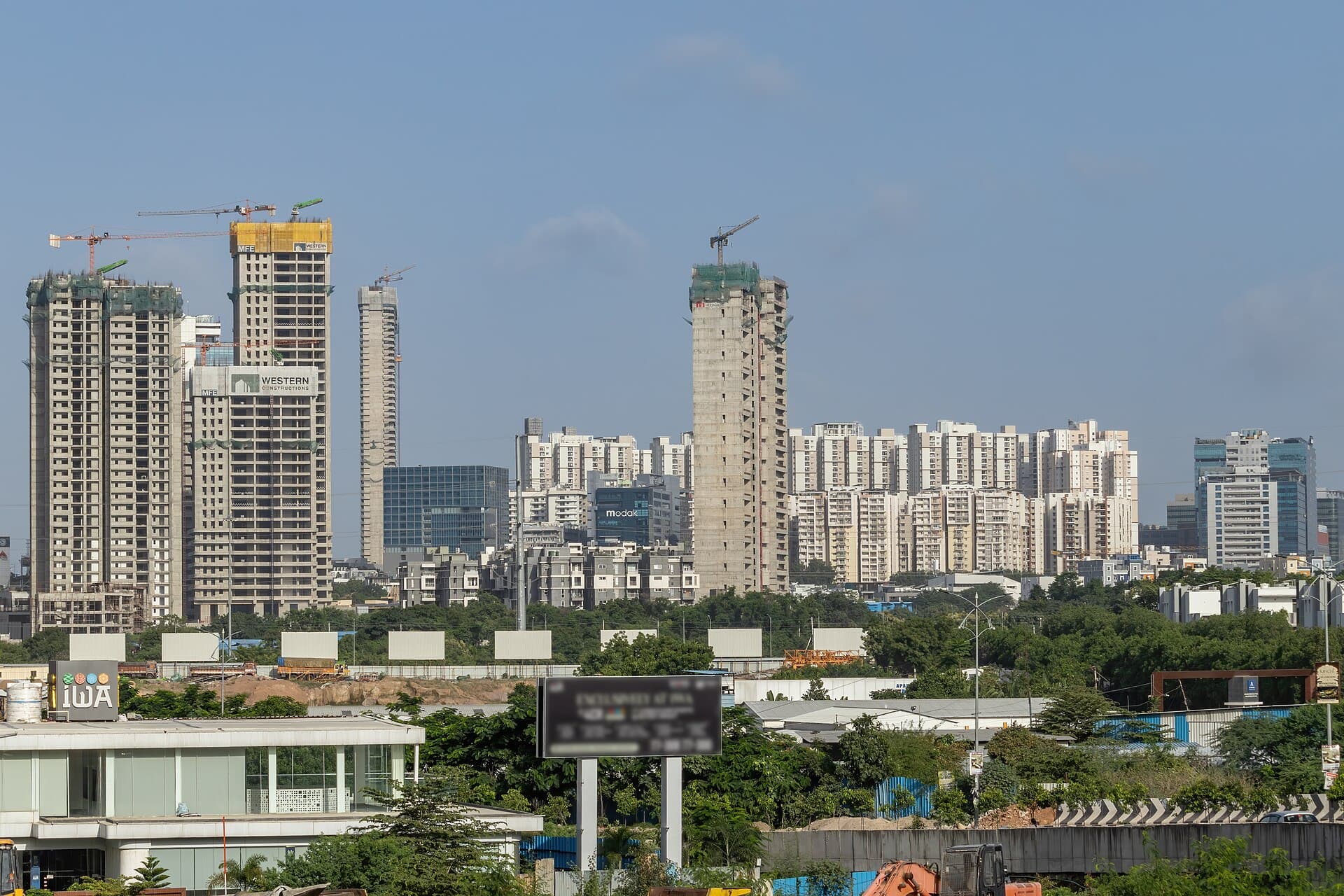 Commercial Space, Nanakramguda