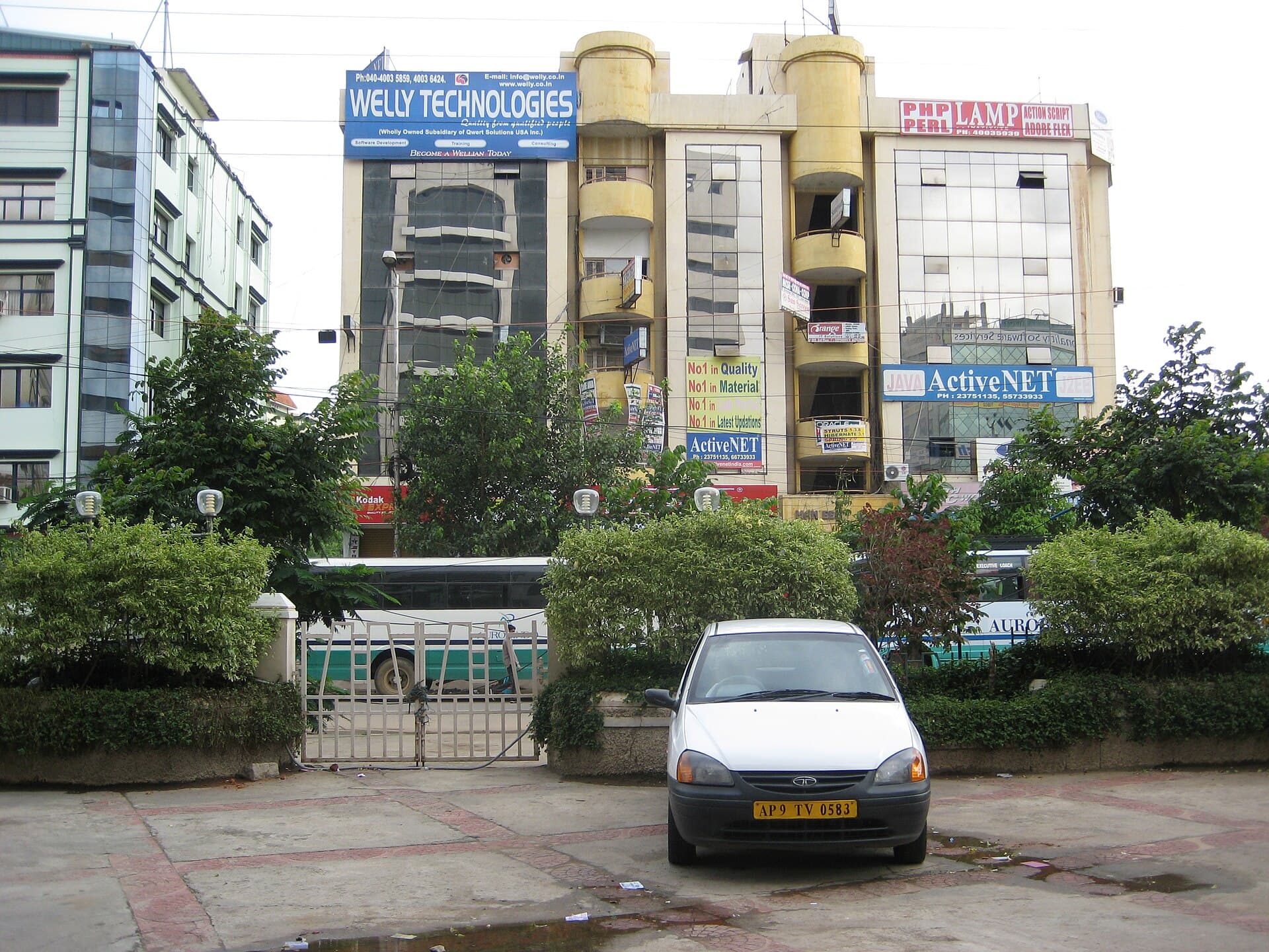 Commercial Space, Ameerpet